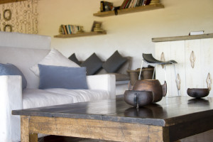 Swala - Lodge lounge detail